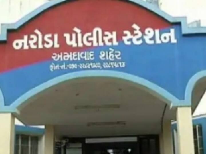 Ahmedabad Fake liquor manufacturer gang attacked Gujarat Police team in Naroda police station area two injured Ahmedabad News: अहमदाबाद में नकली शराब बनाने वाले गिरोह ने पुलिस टीम पर किया हमला, दो पुलिसकर्मी घायल