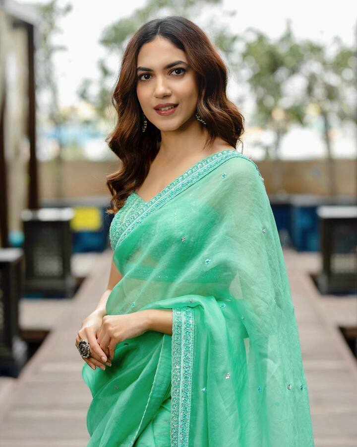 ఆ తర్వాత ‘ఎవడే సుబ్రహ్మణ్యం’ సినిమా కూడా మంచి పాత్రలో నటించింది. Image Credit: Ritu Varma / Instagram