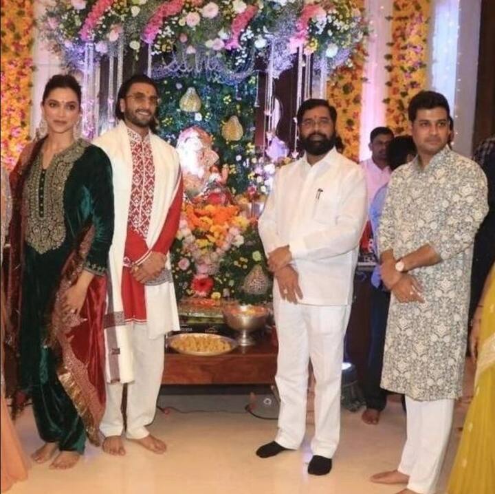 Deepika Padukone and Ranveer Singh pose with Maharashtra CM Eknath Shinde and his son Shrikant Shinde. (Manav Manglani)