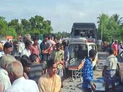 திண்டுக்கல்: அரசு பேருந்தும் காரும் நேருக்கு நேர் மோதி விபத்து -  குழந்தை உட்பட 3 பேர் பலி