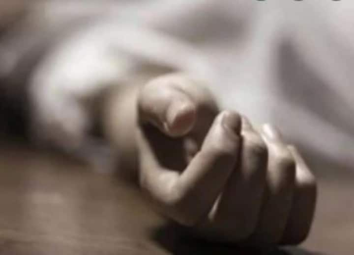 Rajasthan News Haryana girl commits suicide in Sikar preparing for NEET exam Sikar News: राजस्थान के सीकर में हरियाणा की छात्रा ने लगाई फांसी, NEET परीक्षा की कर रही थी तैयारी