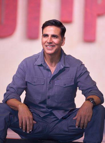 अक्षय कुमार बॉलीवुड के सबसे सफल अभिनेताओं में से एक हैं और वो अपने फैंस के लिए कई मजेदार प्रोजेक्ट्स पर काम कर रहे हैं.