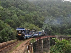 Railway News: बड़ी खूबसूरत है दार्जिलिंग हिमालयन रेल यात्रा, टॉय ट्रेन की तस्वीरों से लें इसका आनंद