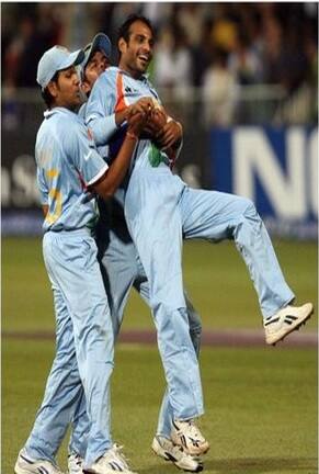 ২০০৭ সালের বিশ্বকাপে ইংল্যান্ডের বিরুদ্ধে ৪ ওভারে ৫৭ রান দিয়েছিলেন যোগীন্দার শর্মা। তিনিও কোনও উইকেট পাননি।