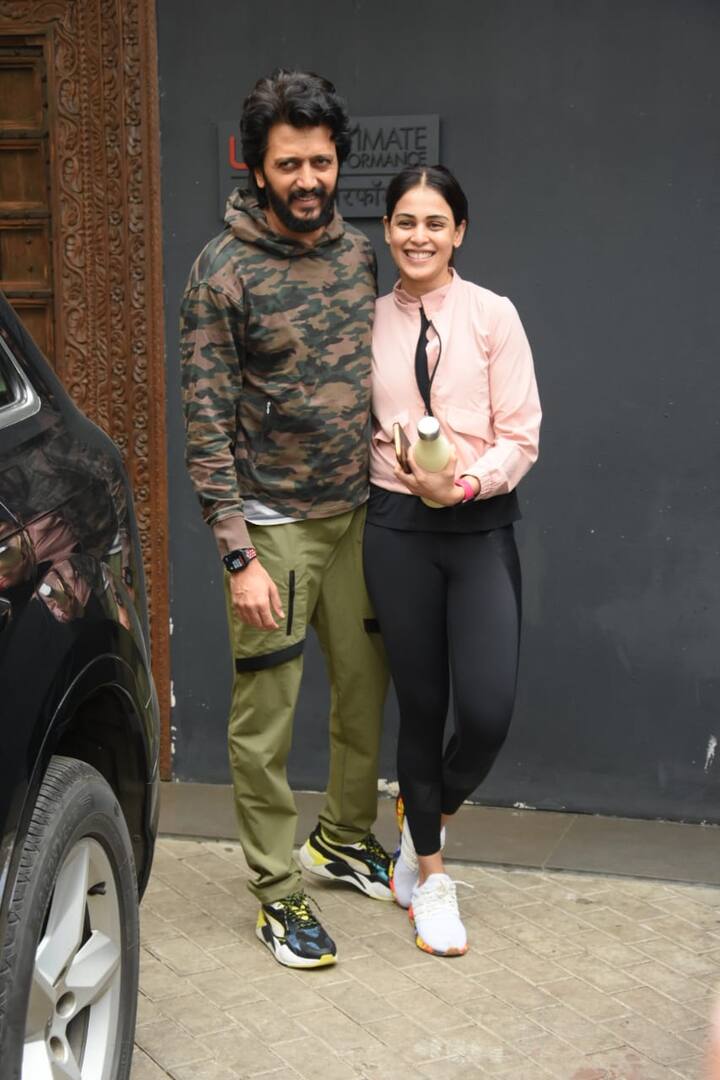 ఒకప్పుడు హీరోయిన్ గా ఎన్నో సినిమాలు చేసిన జెనీలియా ఆ తరువాత పెళ్లి చేసుకొని సెటిల్ అయిపోయింది.