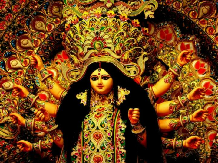 Shardiya Navratri 2022 Date Calendar When is Navratri 2022 Begins Puja Vidhi Muhurat Shardiya Navratri 2022: 26 सितंबर से शुरू होगी शारदीय नवरात्रि, जानिए पूजा विधि, शुभ मुहूर्त और महत्व