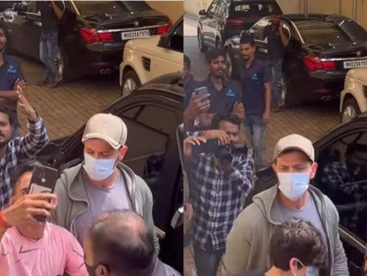 Hrithik Roshan Video: जबरदस्ती सेल्फी लेने की कोशिश कर रहे फैन पर ऋतिक रोशन का फूटा गुस्सा, बोले-क्या कर रहा है तू? Hrithik Roshan gets angry at fan who tries to take selfie forcefully video viral Hrithik Roshan Video: जबरदस्ती सेल्फी लेने की कोशिश कर रहे फैन पर ऋतिक रोशन का फूटा गुस्सा, बोले-क्या कर रहा है तू?
