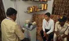 મધ્યપ્રદેશઃ બિશપે કરોડોનું કરી નાંખ્યું, દરોડા પડતા નોટો ગણવા લાવવું પડ્યું મશિન