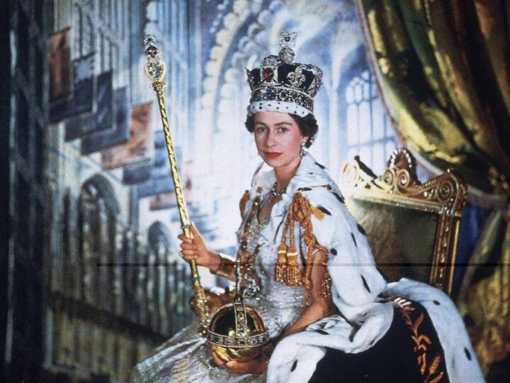 Who will inherit Queen Elizabeth II tiaras and crowns Queen Elizabeth death: महारानी के पास महंगे मुकुट और गहनों का था बड़ा कलेक्शन, जानिए किसे मिलेगी ये अकूत संपत्ति
