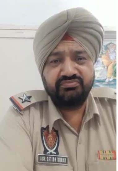 ASI  Suicide by shot himself with a Service Revolver in Hoshiarpur , Serious allegations against SHO ASI ਨੇ ਸਰਵਿਸ ਰਿਵਾਲਵਰ ਨਾਲ ਗੋਲ਼ੀ ਮਾਰ ਕੀਤੀ ਖ਼ੁਦਕੁਸ਼ੀ, SHO ’ਤੇ ਲਾਏ ਗੰਭੀਰ ਇਲਜ਼ਾਮ