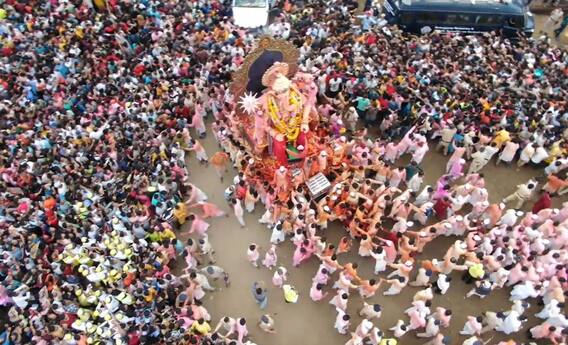 मुंबईतील गणपती विसर्जनाचे अद्भुत फोटो...