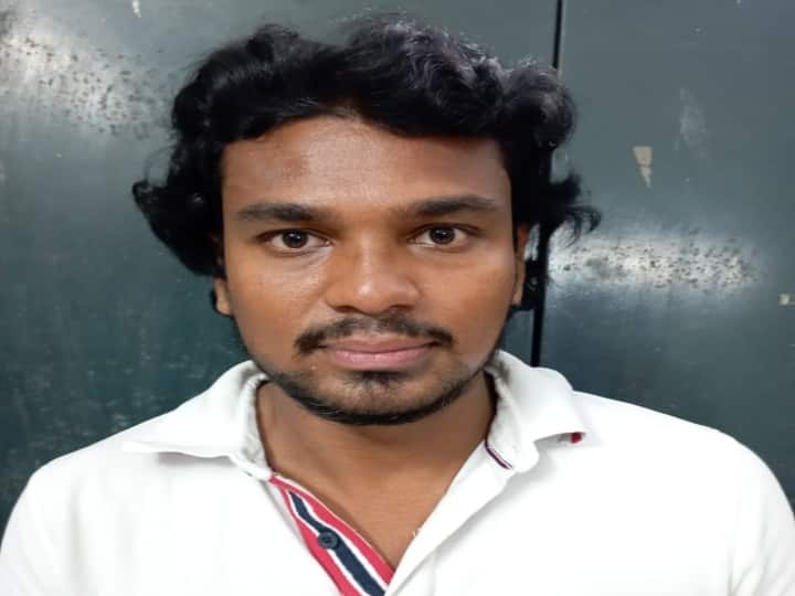 chennai youngster arrest for banned gutka items Crime : ரயிலில் கடத்தி வரப்பட்ட குட்கா...! வீட்டில் பதுக்கி வைத்திருந்த வாலிபர்..! கொத்தாக அள்ளிய போலீஸ்..!