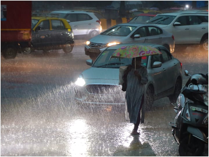 Maharashtra Rain Marathi News heavy rain warning in vidarbha konkan marathwada mumbai Maharashtara Rain : आज कोकण, विदर्भ आणि मराठवाड्यातही मुसळधार पावसाचा इशारा, कोणत्या भागात यलो आणि ऑंरेज अलर्ट?