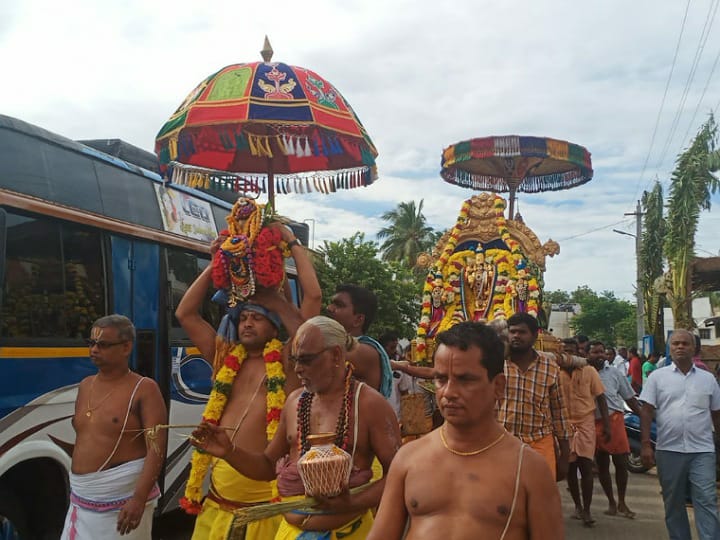 கரூர்:  ஸ்ரீ வராகி அம்மன் ஆலய ஆவணி மாத பௌர்ணமி பூஜை - பக்தர்கள் சாமி தரிசனம்