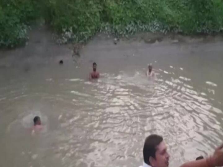 Mahendragarh Haryana 4 people died due to drowning in canal during Ganpati immersion four critical Haryana News: गणपति विसर्जन के दौरान बड़ा हादसा, पानी के तेज बहाव में बहने से 4 की मौत, 4 की हालत गंभीर