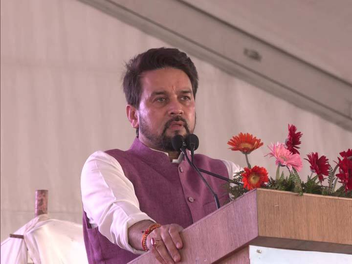 BJP Leader Anurag Thakur comments on congress Bharat Jodo Yatra todo then jodo what a fun Bharat jodo Yatra: 'जिन्होंने देश तोड़ा, अब वे जोड़ने निकले हैं'- कांग्रेस की 'भारत जोड़ो यात्रा' का अनुराग ठाकुर ने उड़ाया मजाक