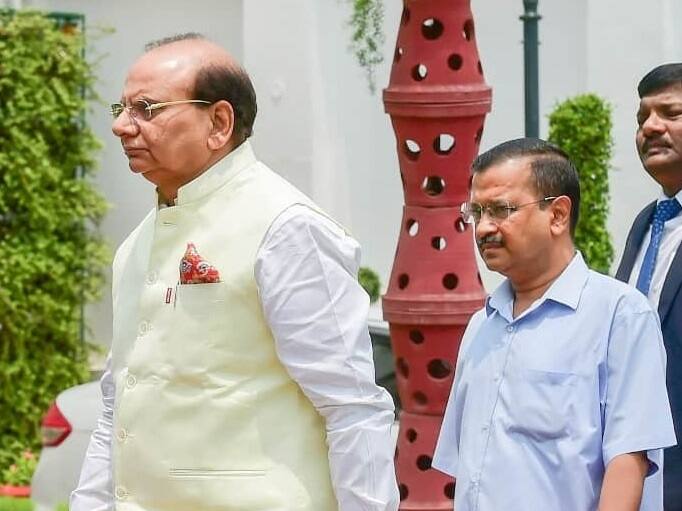 Delhi Gov vs LG: કેજરીવાલ સરકારને વધુ એક ઝટકો, બસ ખરીદવા મામલે LGએ CBI તપાસની આપી મંજૂરી Delhi L-G Gives Nod for CBI Probe into 'Irregularities' in Purchase of Buses Delhi Gov vs LG: કેજરીવાલ સરકારને વધુ એક ઝટકો, બસ ખરીદવા મામલે LGએ CBI તપાસની આપી મંજૂરી