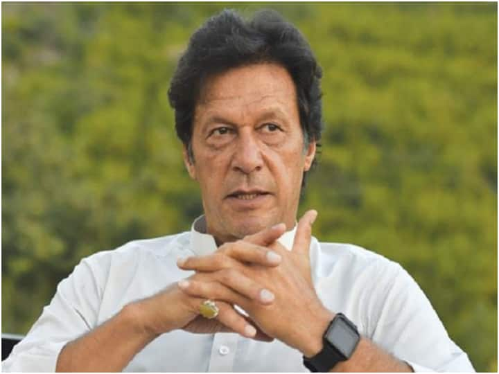 Pakistan Imran Khan increasing troubles now a case of attempt to murder registered after being disqualified Pakistan: इमरान खान की लगातार बढ़ रही मुश्किलें, अब 'हत्या की कोशिश' का मामला हुआ दर्ज