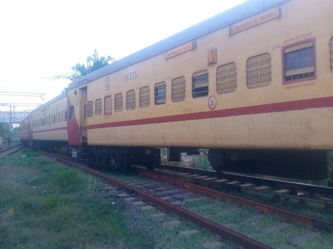 நெல்லையில் தடம் புரண்ட எக்ஸ்பிரஸ் ரயில்.. சந்திப்பு ரயில் நிலையத்தில் பரபரப்பு..!