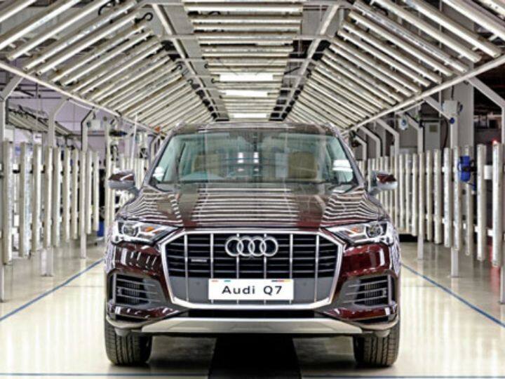 ऑडीच्या नवीन Q7 SUV ची लिमिटेड एडिशन किंमत 88.08 लाख रुपये (एक्स-शोरूम) आहे. Mercedes-Benz GLS, BMW X7 आणि Volvo XC90 ही कार देशात आधीपासून बाजारात उपलब्ध आहेत.
