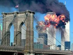 9/11 Attack: અમેરિકાના વર્લ્ડ ટ્રેડ સેન્ટરમાં ઘૂસી ગયા હતા પ્લેન, ચારેબાજુ હતો ભયનો માહોલ – જુઓ તસવીરો