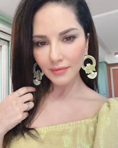 PHOTO: 'ओह माय घोस्ट'मध्ये सनी लिओनी बनली क्वीन, जाणून घ्या कधी रिलीज होणार चित्रपट!