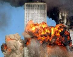 9/11 Attack: અમેરિકાના વર્લ્ડ ટ્રેડ સેન્ટરમાં ઘૂસી ગયા હતા પ્લેન, ચારેબાજુ હતો ભયનો માહોલ – જુઓ તસવીરો