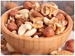 Parenting Tips: બાળકોને ડ્રાયફ્રૂટસ આપનાવી આ છે બેસ્ટ રીત, નટ્સનો મળશે ભરપૂર ફાયદો