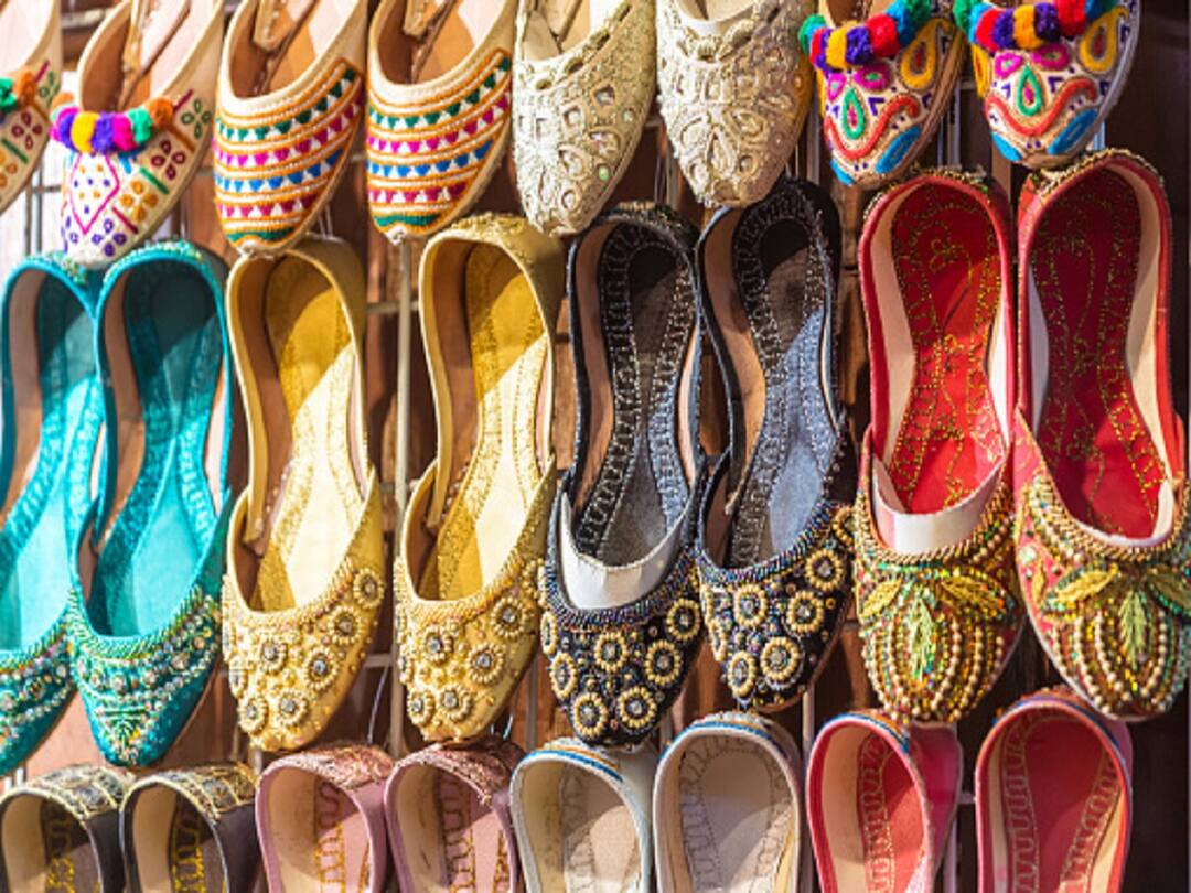 Know All Trendy Festive Footwear And Possible Styling Options Know All Trendy Festive Footwear And Possible Styling Options Know All Trendy Festive Footwear And Possible Styling Options