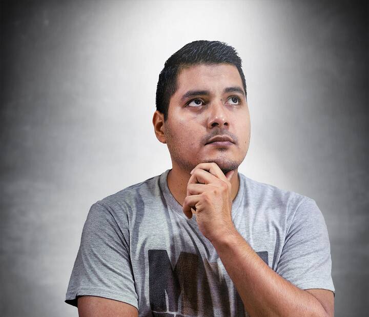 সাধারণ ভাবে স্মৃতির অ্যালব্যাম ঘাঁটতে গিয়ে যদি দেখেন নেতিবাচক স্মৃতি বেশি মনে পড়ছে, তা হলে এই প্যাটার্ন বদলে ফেলা দরকার।
