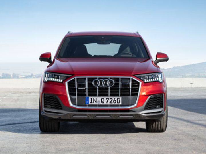 Q7 या कारचा बाह्य भाग अतिशय खास पद्धतीने तयार करण्यात आला आहे. या एडिशनसाठी नवीन बॅरिक ब्राऊन रंग वापरण्यात आला आहे.