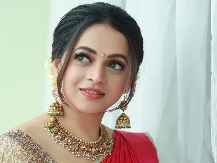 Bhavana Photos : நடிகை பாவனாவின் கலக்கலான க்ளிக்ஸ்..!