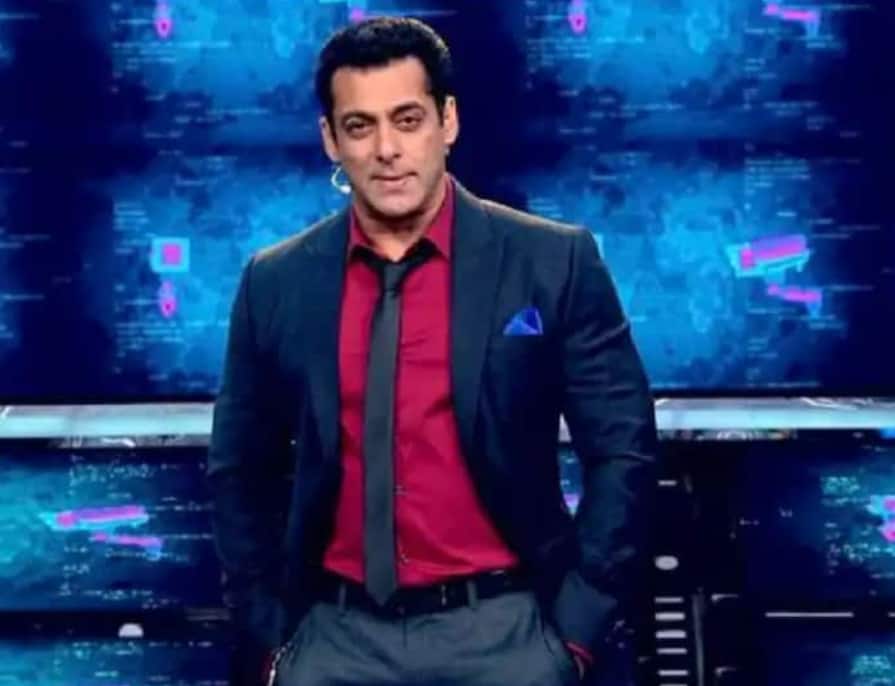 Bigg Boss 16 Date Bhaijaan Bigg Boss will start on this day Salman Khan started shooting Bigg Boss 16 Date : 'या' दिवशी सुरू होणार भाईजानचा बिग बॉस; प्रोमो आऊट
