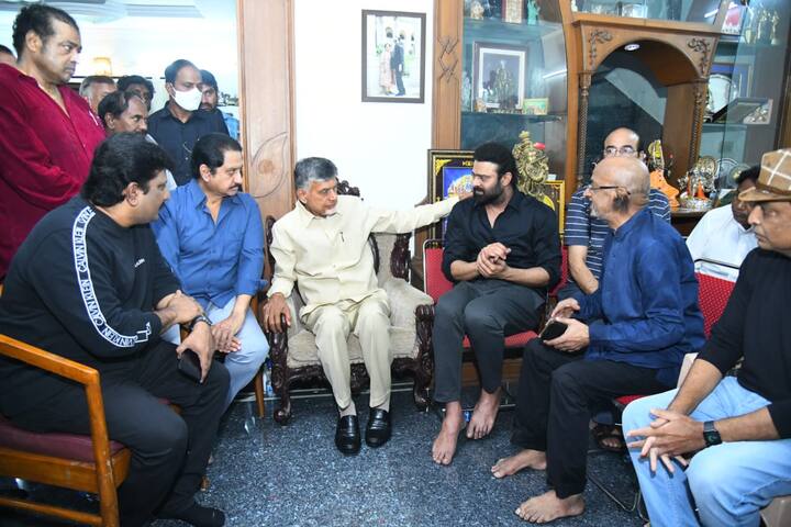 ప్రభాస్ కు సానుభూతి తెలుపుతున్న చంద్రబాబు