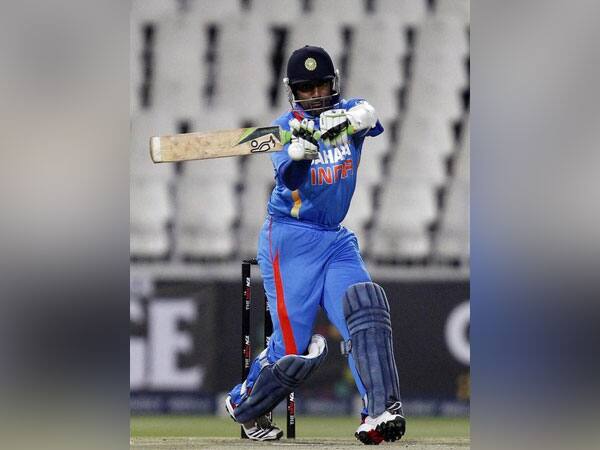 তালিকায় ১০ নম্বরে রয়েছেন রবিন উথাপ্পা। ২০০৭ সালের টি-টোয়েন্টি বিশ্বকাপে ৭ ম্যাচে ১১৩ রান করেছেন। সর্বোচ্চ ৫০ রান।