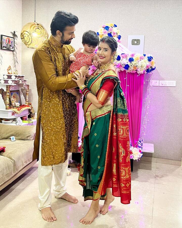 हाल में दोनों ने लंबा पोस्ट लिखकर अपने पैचअप की घोषणा की थी. चारू और राजीव ने साथ मिलकर गणेश चतुर्थी मनाई थी. सोशल मीडिया पर दोनों की हैप्पी फैमिली फोटो देख काफी बवाल हुआ था. दोनों को शादी का मजाक बनाने के लिए ट्रोल भी किया गया था.