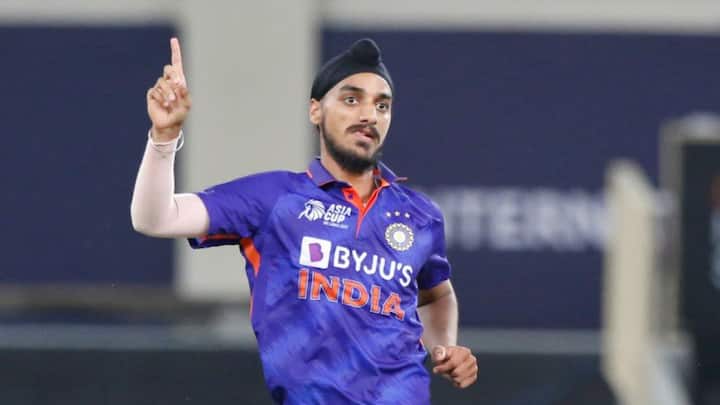 তবে চাপের মুখে একাধিক ম্যাচে ২৩ বছর বয়সি অর্শদীপ যেভাবে বোলিং করেছেন, তাতে ভারতীয় দল ভবিষ্যতে তাঁকে নিয়ে আশা করতেই পারে।