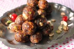 Parenting Tips : ਬੱਚਿਆਂ ਨੂੰ ਡਰਾਈਫਰੂਟਸ ਖੁਆਉਣ ਦੇ ਬੈਸਟ ਤਰੀਕੇ, ਨਟੀ ਬਾਰ ਅਤੇ ਲੱਡੂ ਦੇਖ ਕੇ ਖ਼ੁਦ ਨੂੰ ਰੋਕ ਨਹੀਂ ਪਾਉਣਗੇ ਬੱਚੇ