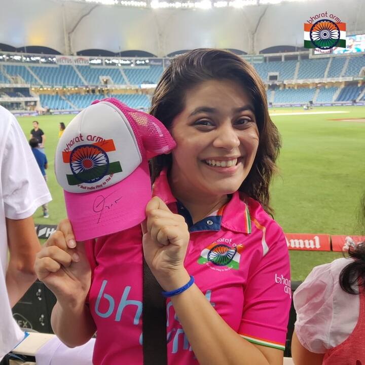 ভারত আর্মির তরফে দাবি করা হয়, টিম ইন্ডিয়ার জার্সি পরে তাঁদের ফাইনাল দেখতে মাঠে প্রবেশ করতে দেওয়া হয়নি।