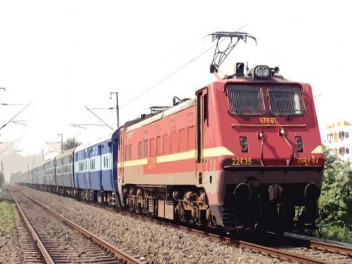 Madurai: Amrita Express will depart from koodal Nagar TNN Madurai: அமிர்தா விரைவு ரயில் கூடல் நகரில் இருந்து புறப்படும்