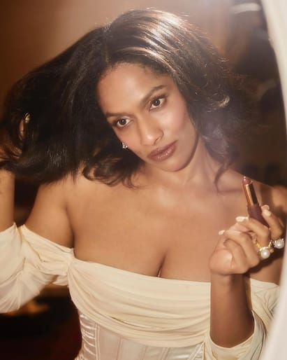 Masaba Gupta : मसाबा पुन्हा तिच्या ग्लॅमरस फोटोशूटमुळे चर्चेत आली आहे