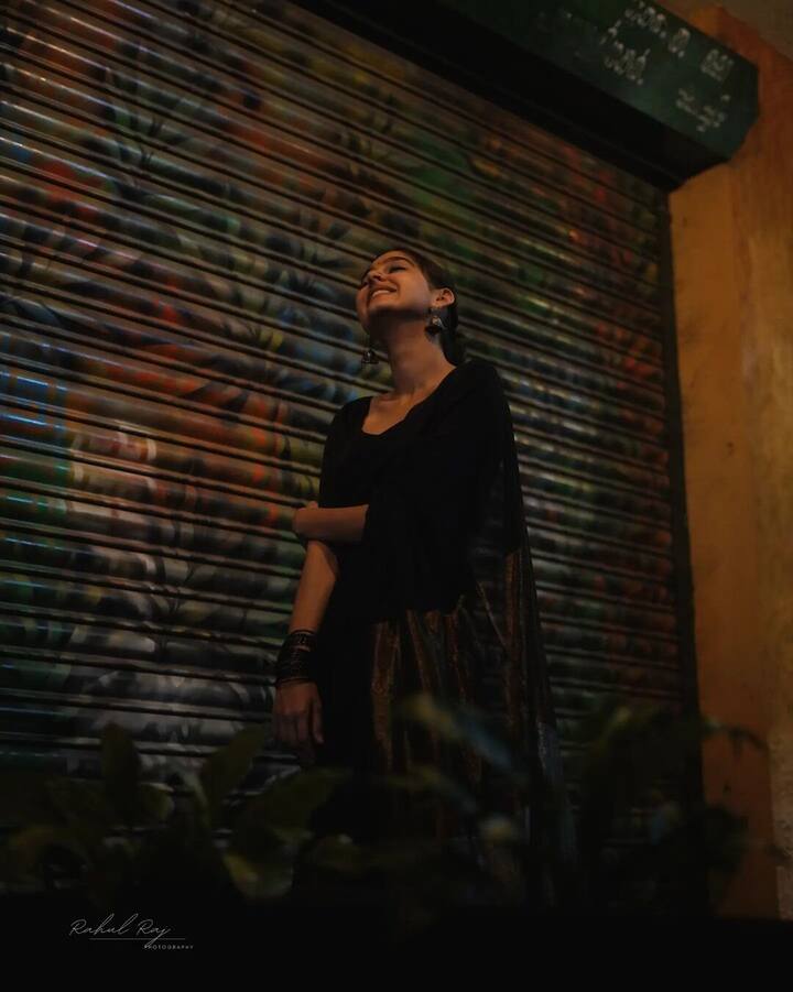 இலை எனை துளைத்திடும்...