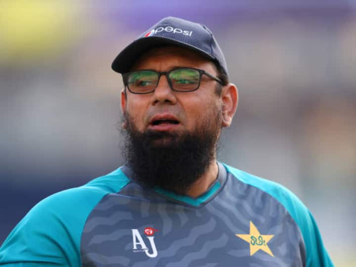 Saqlain Mushtaq's Reply To Shoaib Akhtar's Criticism On Mohammad Rizwan Says Easy To Comment From Outside 'Easy To Comment From Outside': Saqlain Mushtaq's Reply To Shoaib Akhtar's Criticism On Mohammad Rizwan