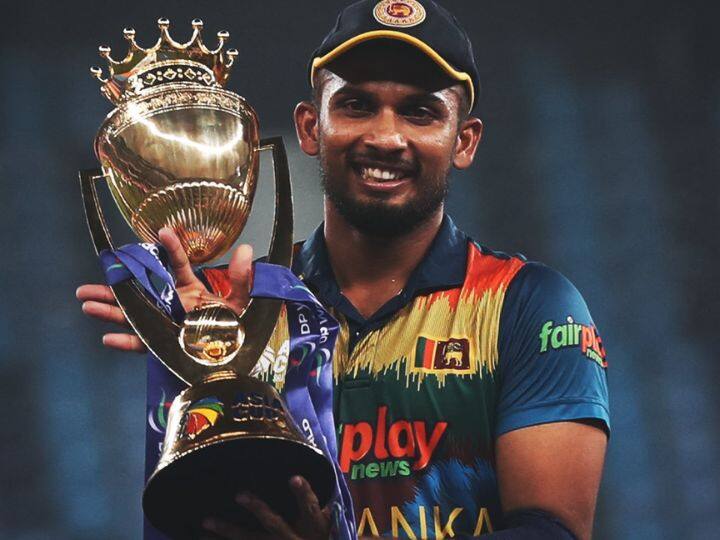 कर्णधार दासून शनाका याच्या नेतृत्त्वाखाली श्रीलंका संघाने यंदा आशिया चषकाला गवसणी घातली आहे.