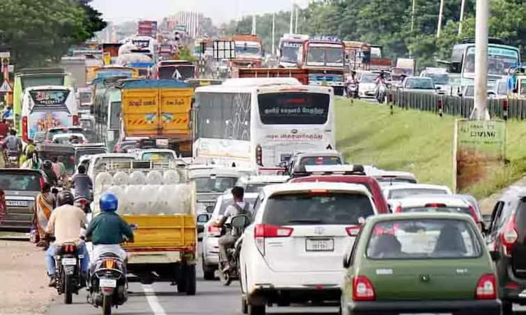 Heavy traffic jam on Trichy-Chennai highway TNN காவிரி பாலம் மூடல்....திருச்சி-சென்னை நெடுஞ்சாலையில்  கடும் போக்குவரத்து நெரிசல்