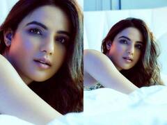 Jasmin Bhasin Photos: ड्रीम गर्ल बन जैस्मिन भसीन ने खींची महफ़िल की निगाहें, तस्वीर देख फैंस बोले- उफ्फ ये अदाएं