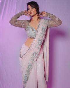 PHOTO: छोट्या पडद्यावरील प्रसिद्ध अभिनेत्री अदा खानचा देसी लूक; फोटो झाले व्हायरल!