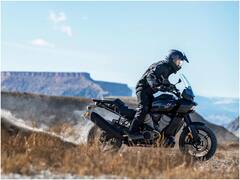 Harley Davidson: इस दमदार बाइक की कीमतों में भारी कटौती, खरीदना है तो यही है बढ़िया मौका