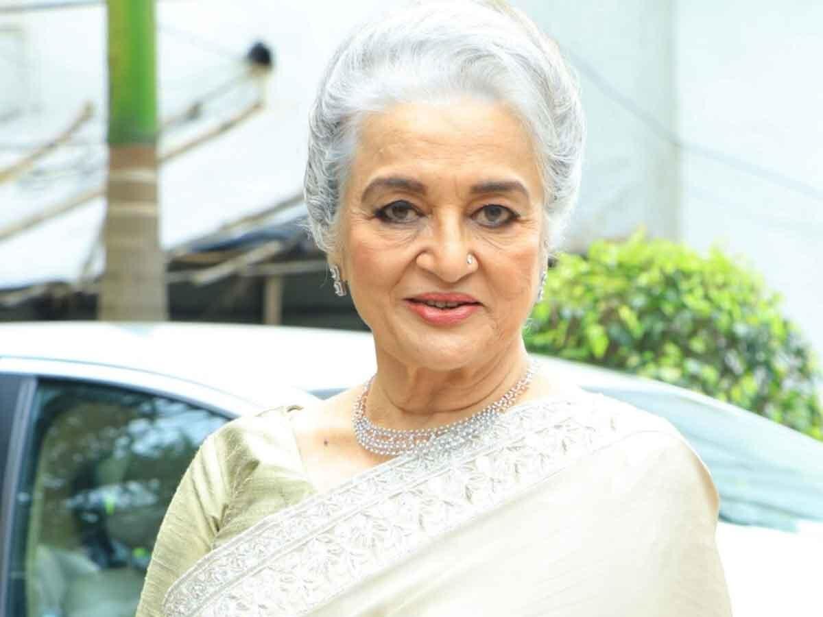 सच्चे प्यार की तलाश में अनमैरिड ही रह गईं थीं Asha Parekh, इस डायरेक्टर से करना चाहती थीं शादी!