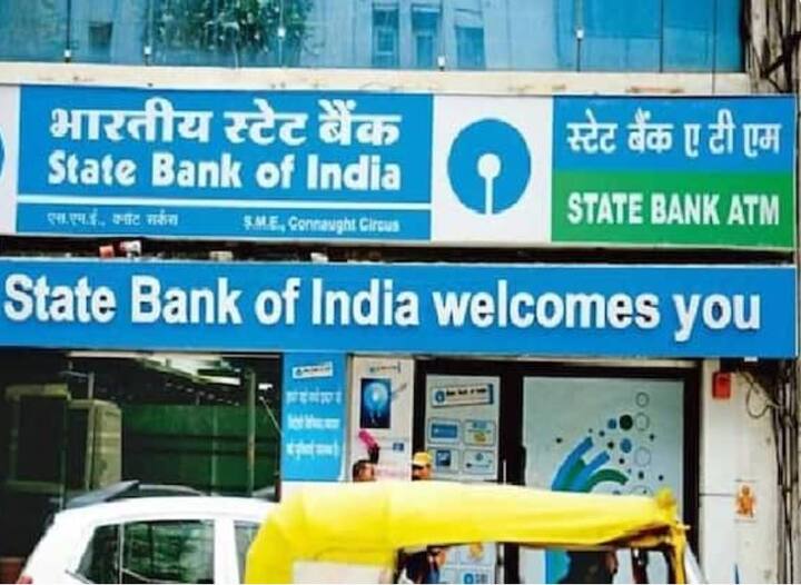 SBI च्या आरडी स्कीममध्येही किमान 100 रुपयांची आरडी स्कीम उघडता येते. दोन्हीपैकी कोणती योजना सर्वात चांगली? जर तुमचं वय 60 पेक्षा कमी असेल, तर तुम्ही पोस्ट ऑफिस आरडीमध्ये गुंतवणूक करावी. दुसरीकडे स्टेट बँकेचे आरडी ज्येष्ठ नागरिकांसाठी अधिक फायदेशीर ठरेल.